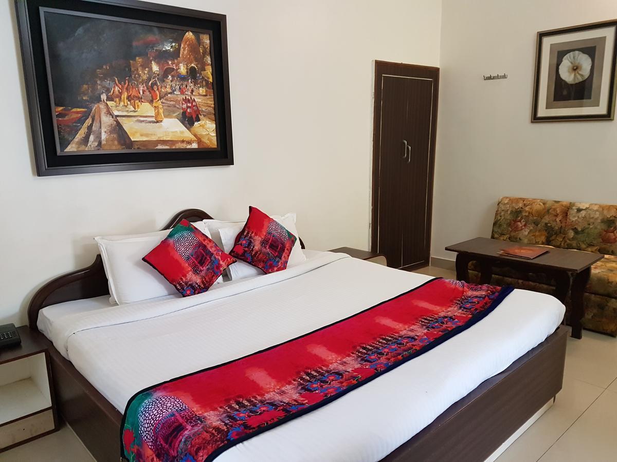 Hotel Karnavati Маунт-Абу Екстер'єр фото